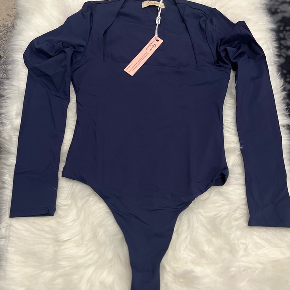 Quinsen Thong Longsleeve Bodysuit Brown Size Medium NWT - Picture 7 of 8